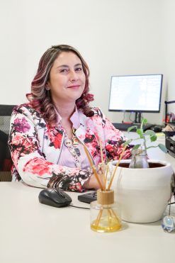 SUBDIRECTORA_LUZ_MENDOZA